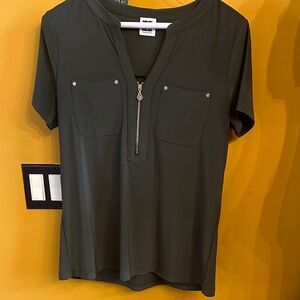 Anne Klein Olive Short Sleeve Zip-Front stretch blue.